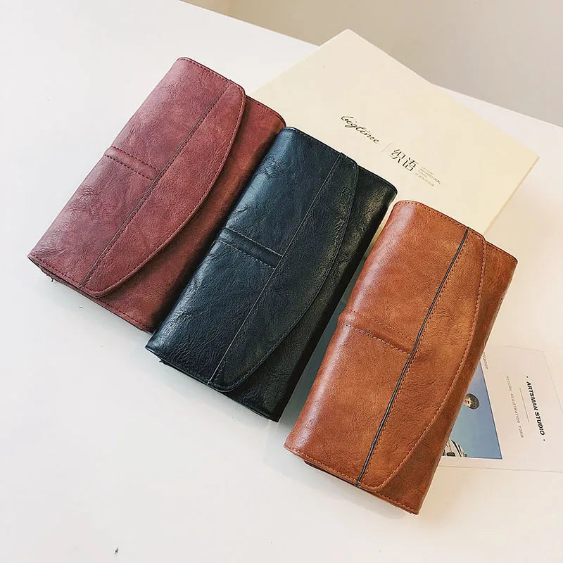 Women's Trifold Leather Wallet.