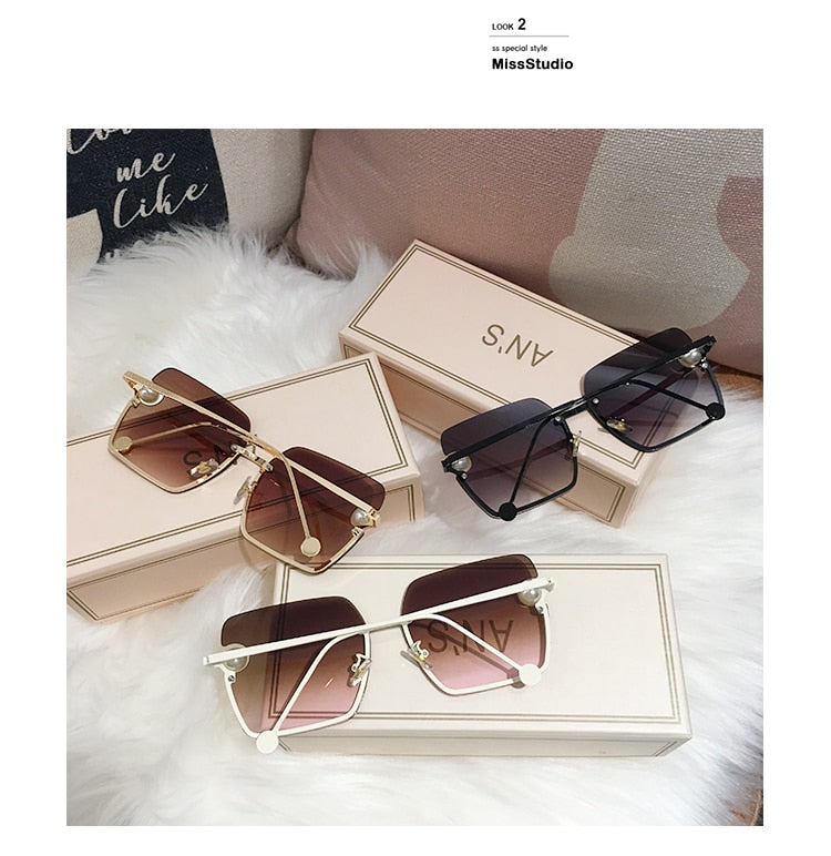 Ladies Rimless Sunglasses UV400 pearl.