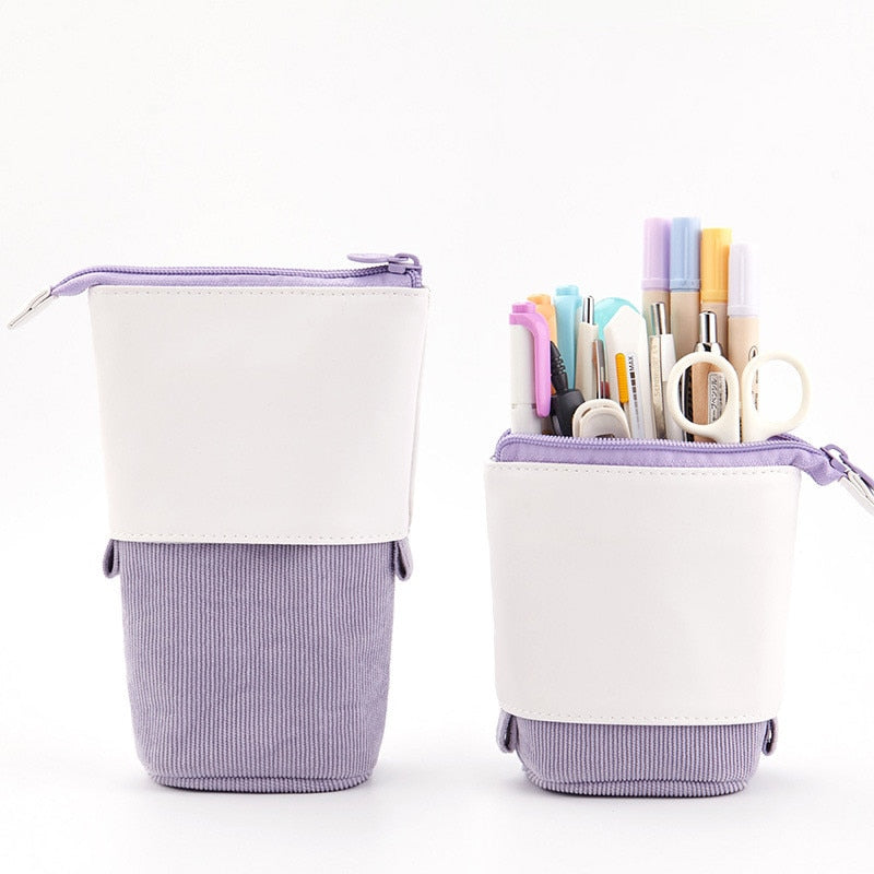 Retractable pencil/Pen Storage Bag.