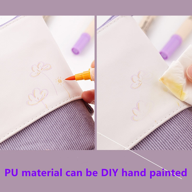 Retractable pencil/Pen Storage Bag.