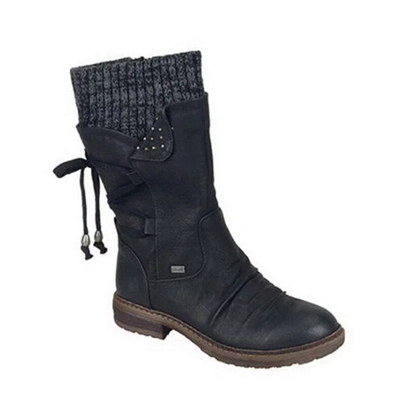 Women's winter/autumn flat heel boots with knitted patchwork.
