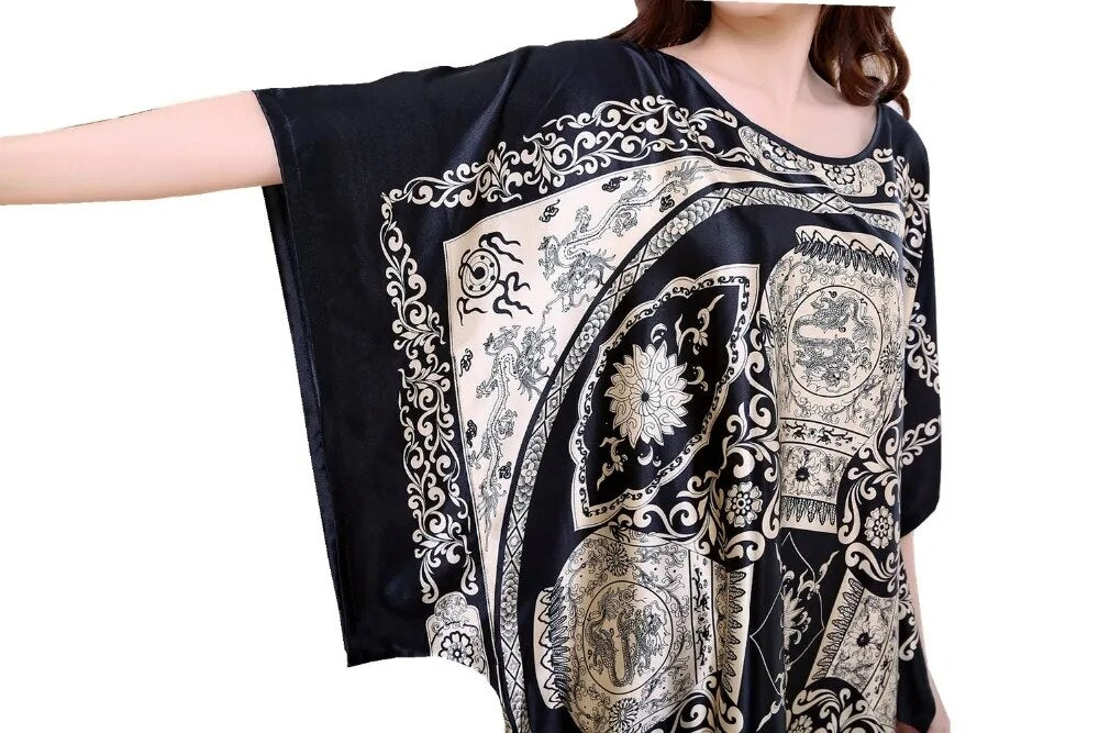 Women's Silk Short Sleeve Nightshirt.