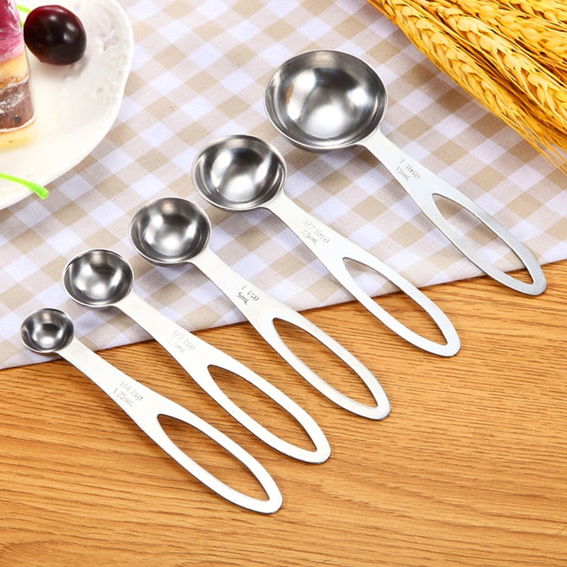 5pcs Stainless Steel Measuring Spoon Set.