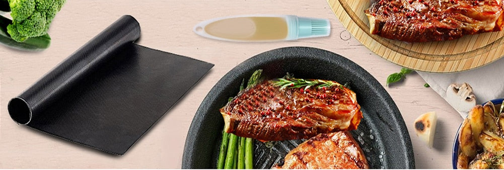 40 * 33cm BBQ Grill Mat For Outdoor Baking Non-stick Reusable Cooking Pad. 40 * 33cm