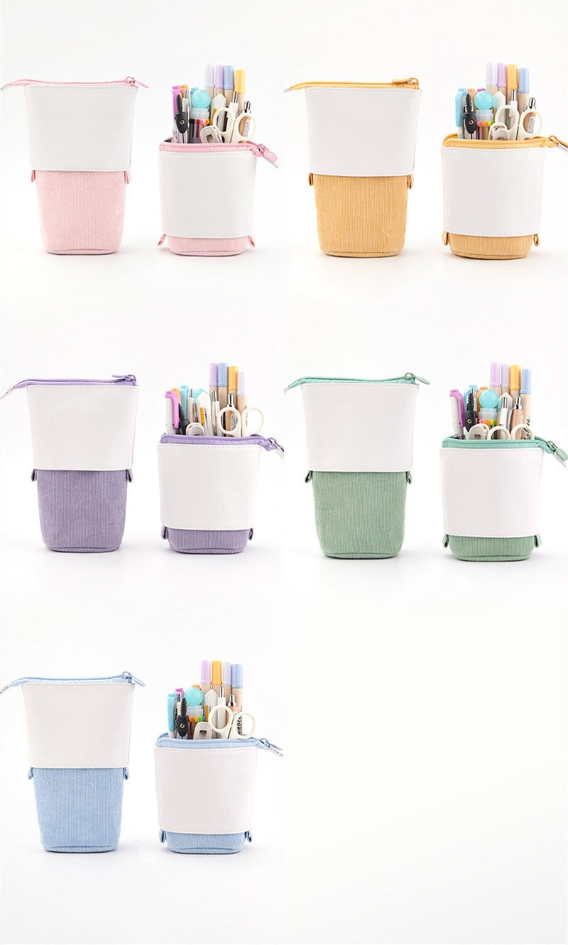 Retractable pencil/Pen Storage Bag.