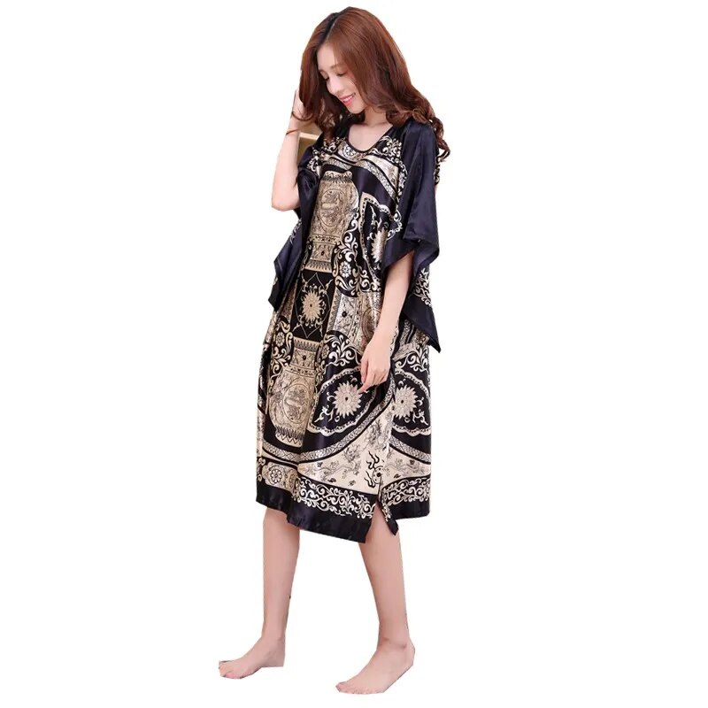 Women's Silk Short Sleeve Nightshirt.