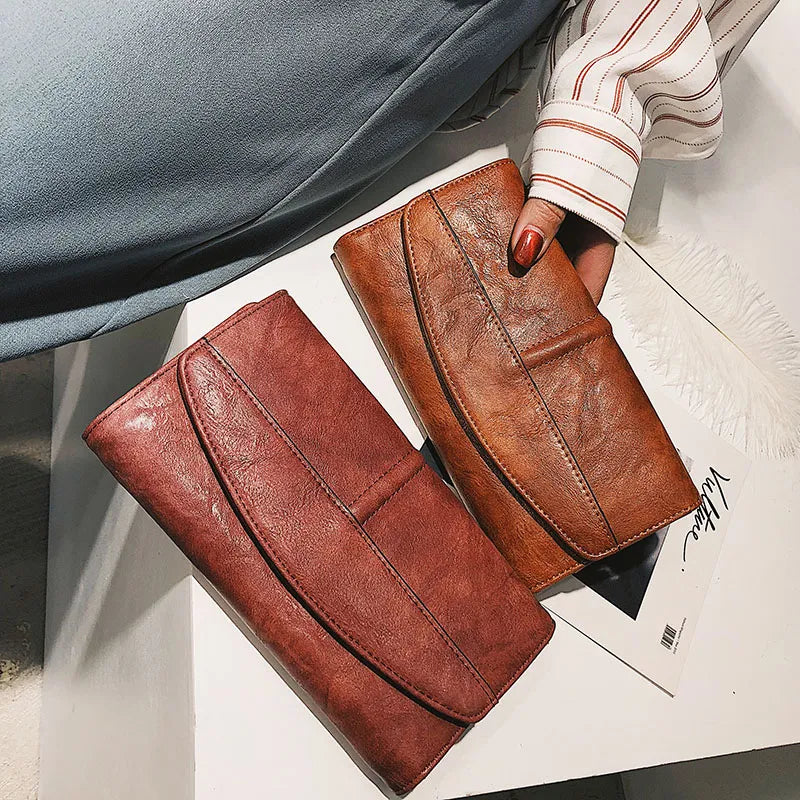 Women's Trifold Leather Wallet.