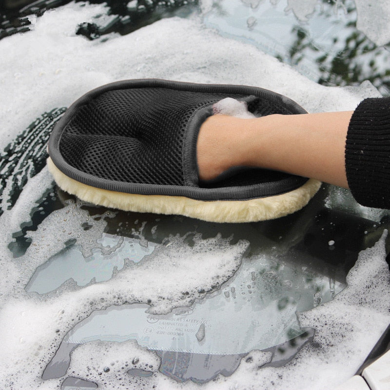 Soft Wool Washing Gloves for Cleaning Motorcycles or Cars.