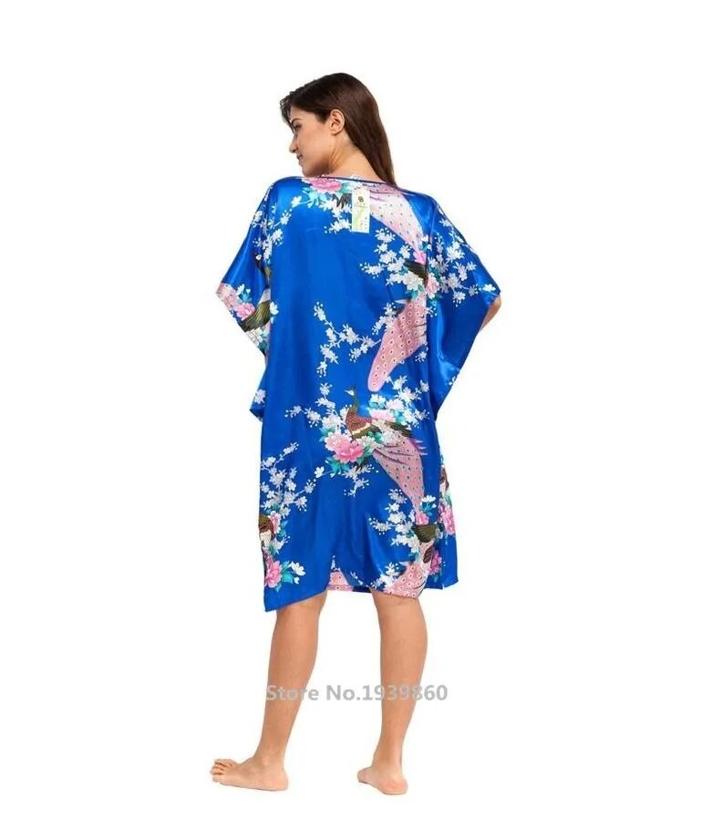 Women's Silk Short Sleeve Nightshirt.