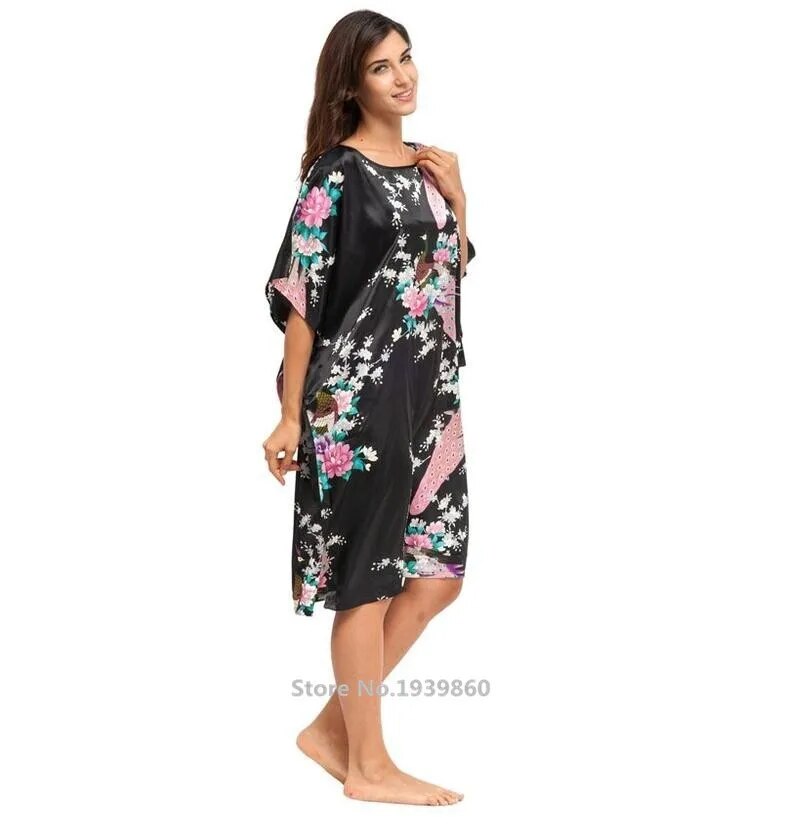 Women's Silk Short Sleeve Nightshirt.