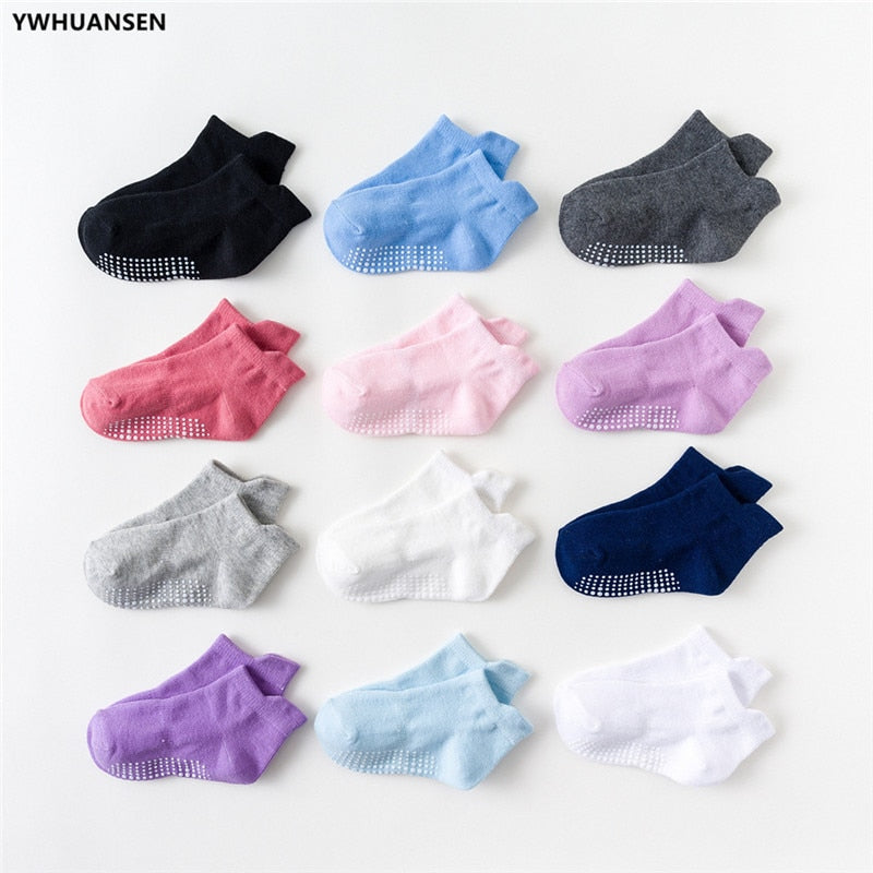 6 Pairs/lot 0 to 6 Yrs Cotton Children's Anti-slip Socks With Rubber Grips.
