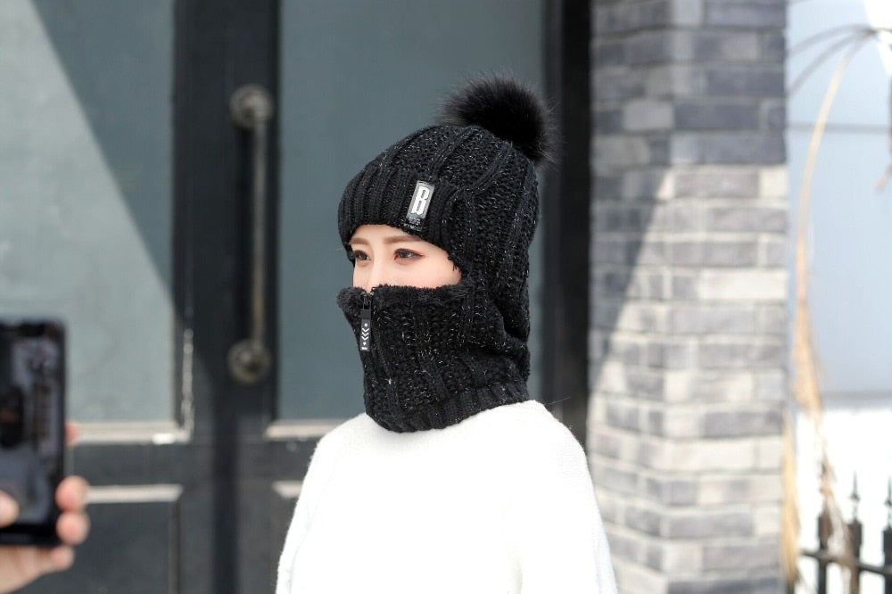 Women Wool Knitted Ski Hat. Warm, thick scarf to protect you from winter winds.