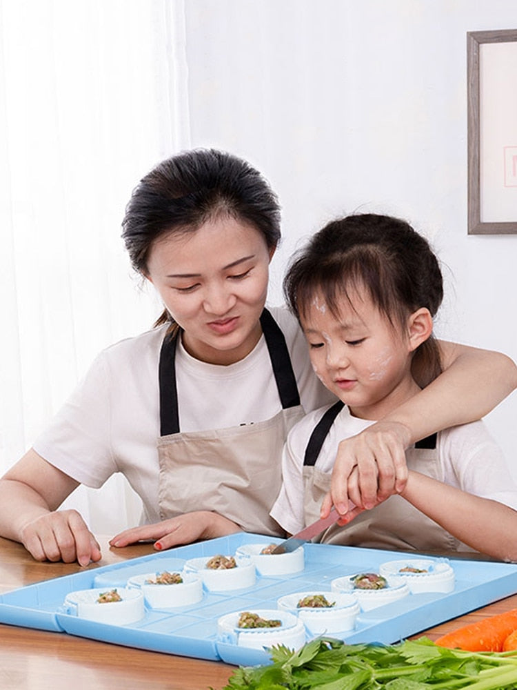 Dumpling Mold Can Make 8 Dumplings At A Time.