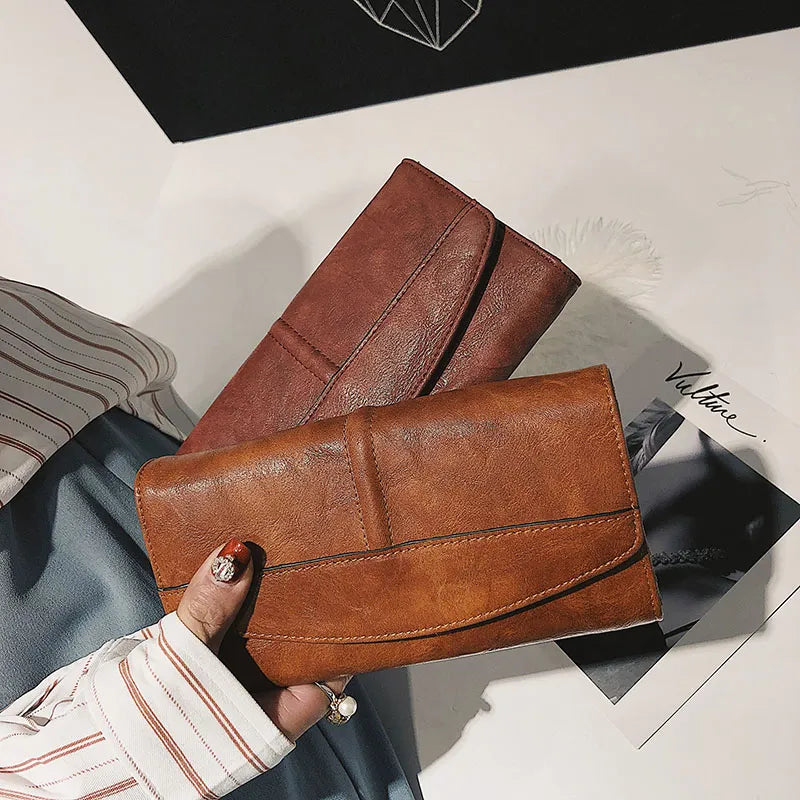 Women's Trifold Leather Wallet.