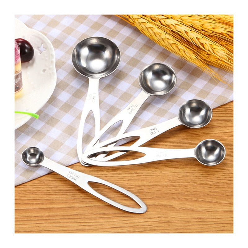 5pcs Stainless Steel Measuring Spoon Set.