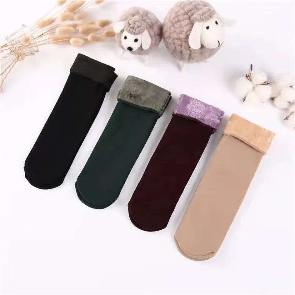 5 Pairs Women Casual Wool Thermal Winter Socks.