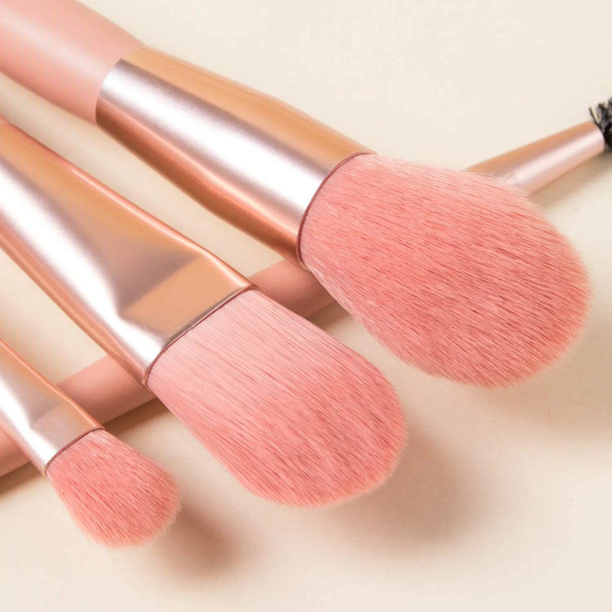 8Pcs Makeup Brush Set.