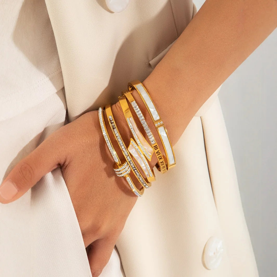 Htpwe  Women's Stainless Steel/18k Gold Plated Zirconium Shell Bracelet