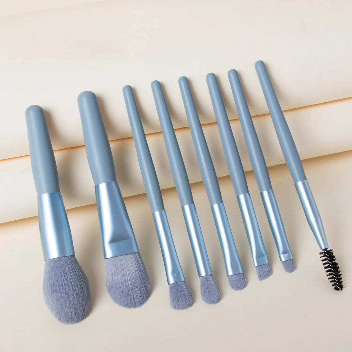 8Pcs Makeup Brush Set.