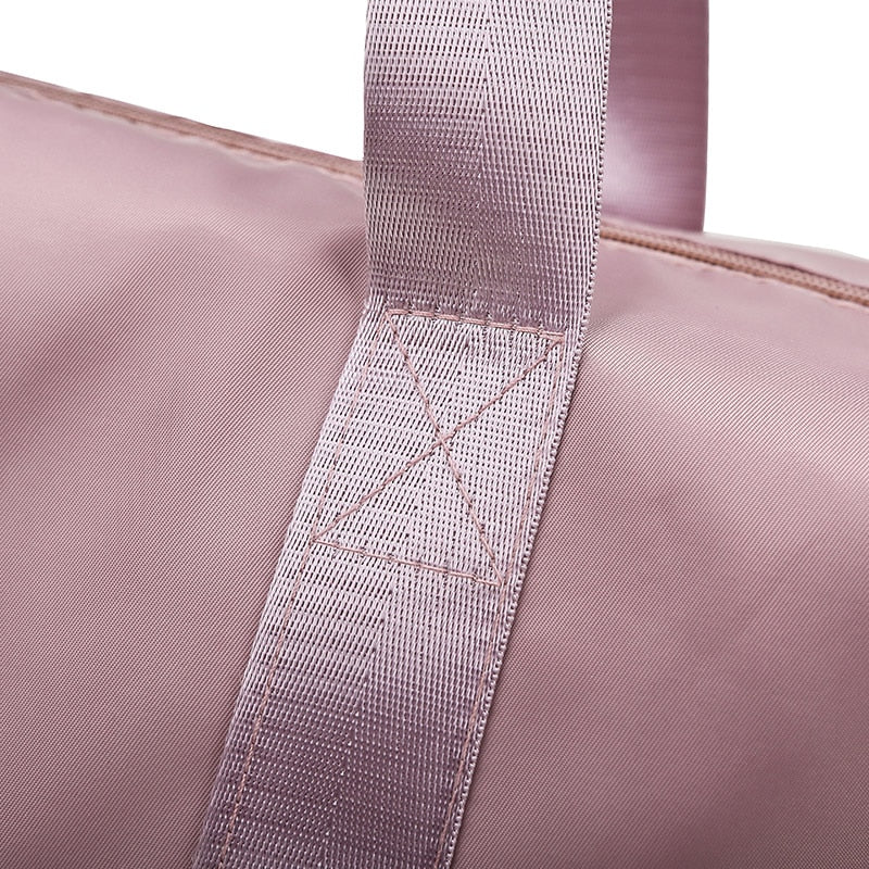 Women's AOTTLA casual handbag/carry on luggage bag for traveling. Double zipper on bottom to expand bag..