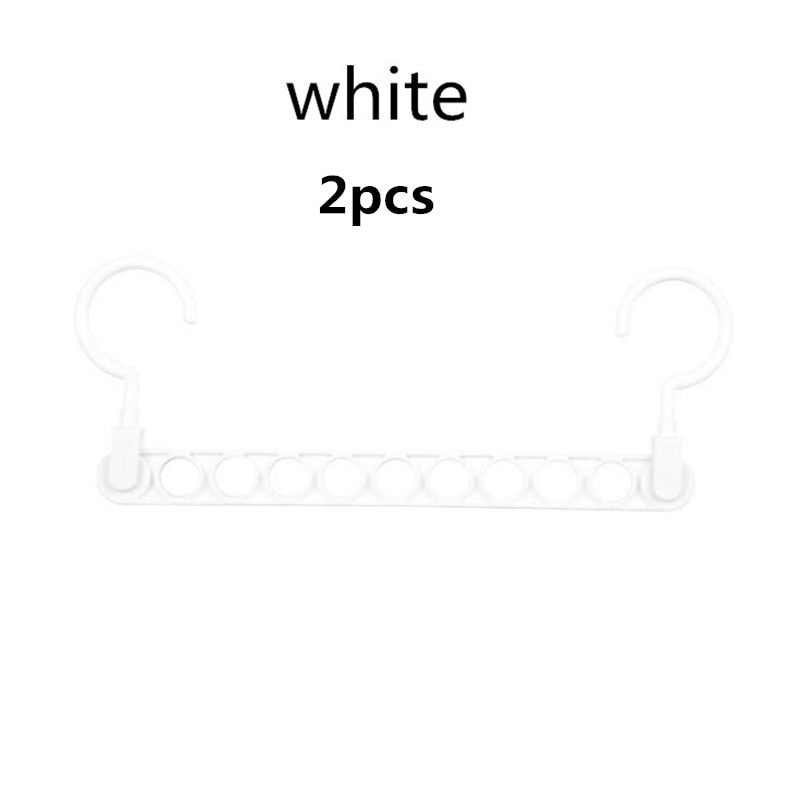 Plastic multi-port support hangers for Clothes.