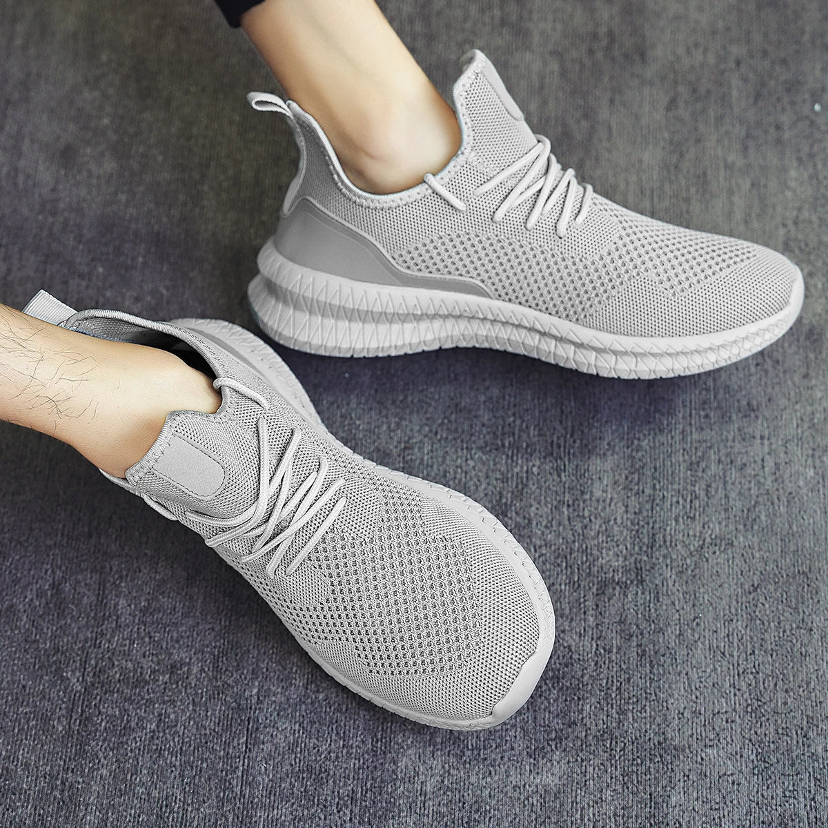 Men's Mesh Breathable Light Running Or Casual Shoes
