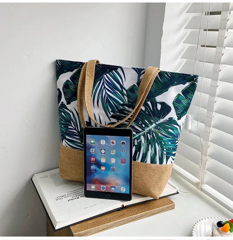 Canvas Folding Shoulder Bag.