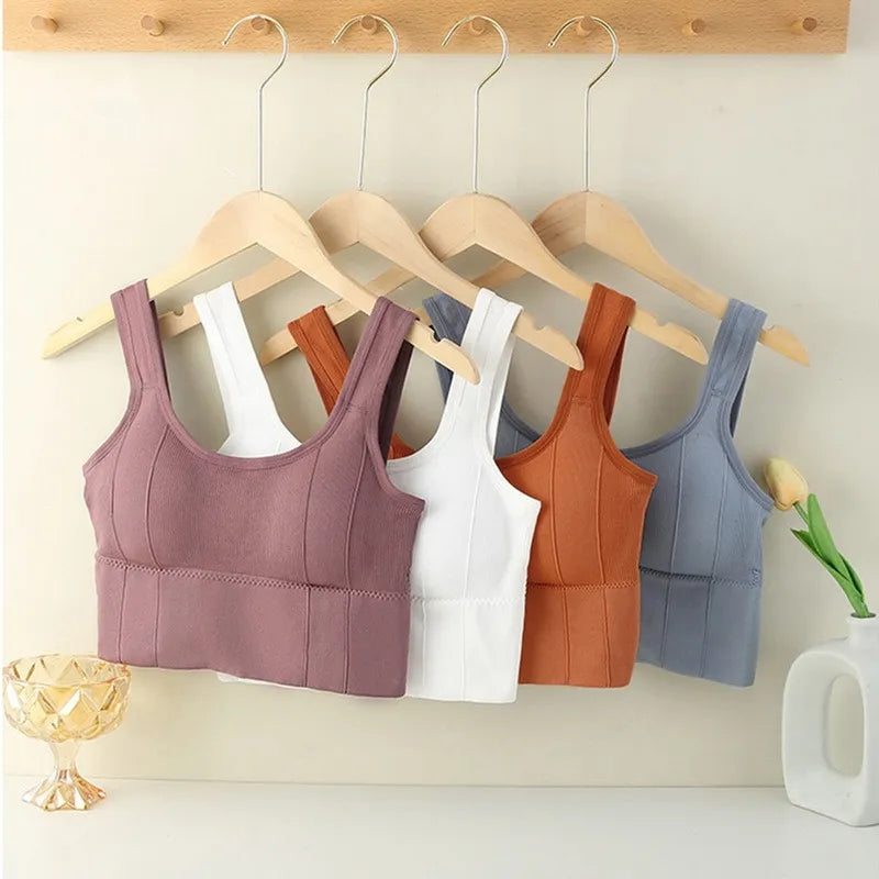 Breathable/Seamless Sports Bra.