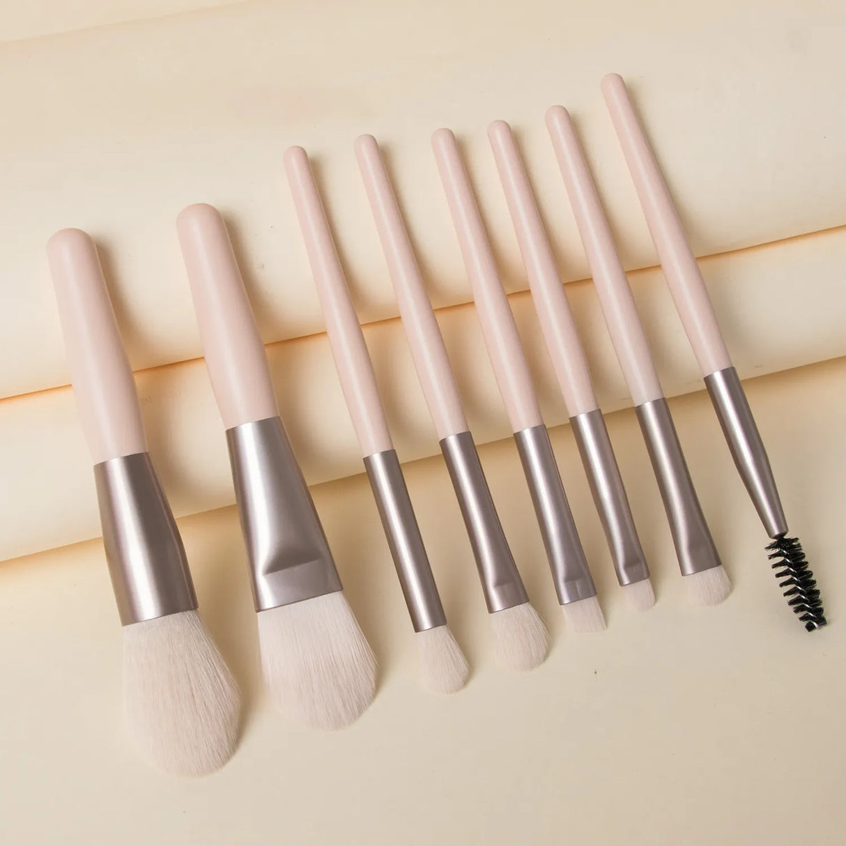 8Pcs Makeup Brush Set.