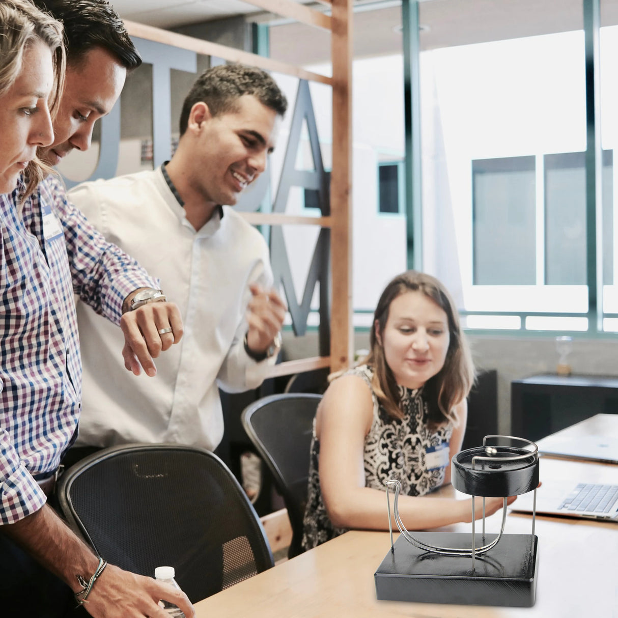 Electromagnetic Drive Jumping Ball Perpetual Movement Machine