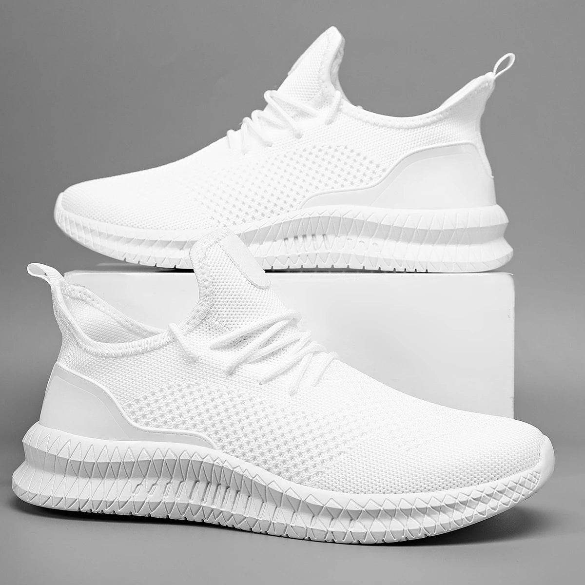 Men's Mesh Breathable Light Running Or Casual Shoes