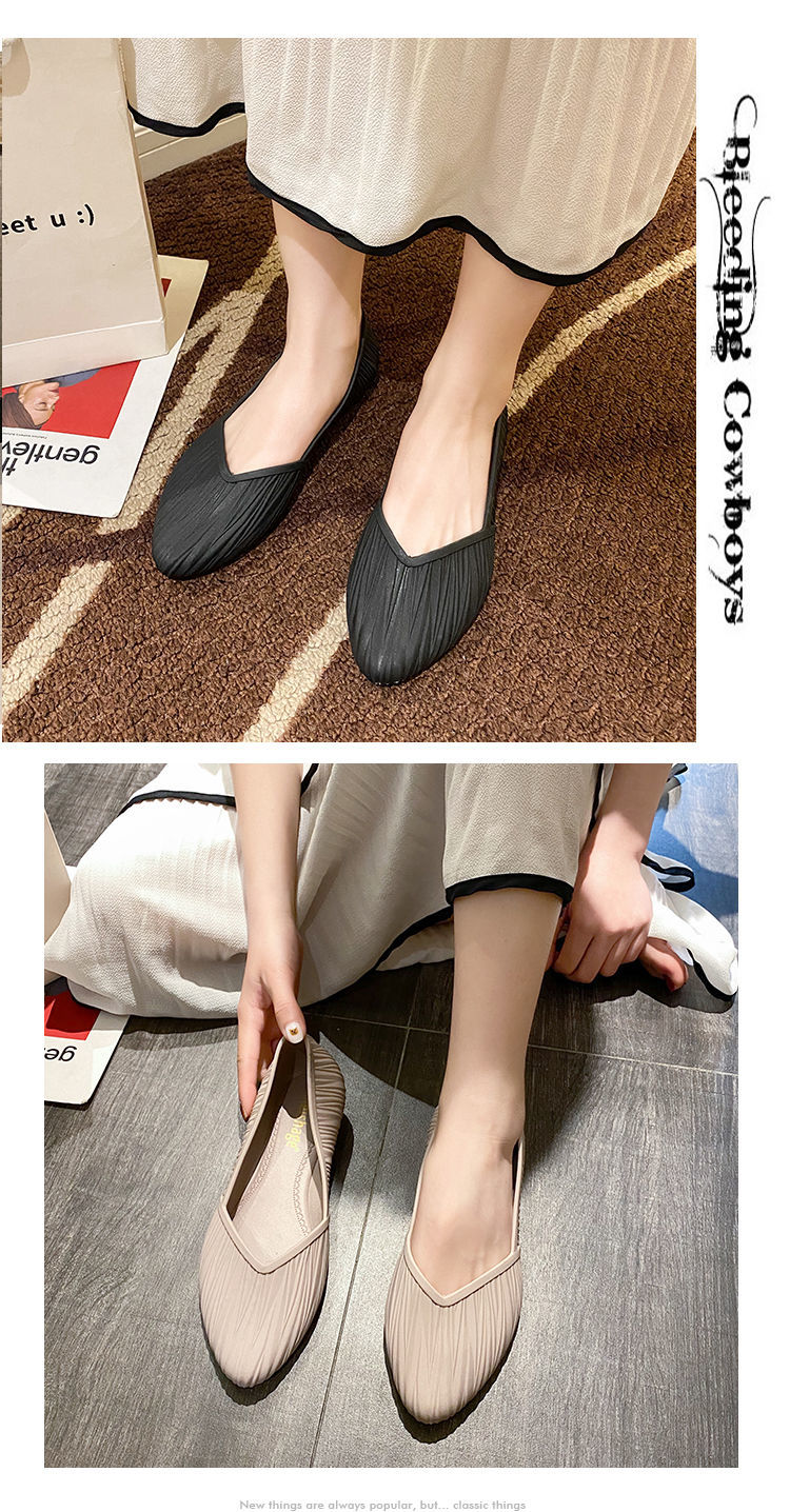 Low-top Waterproof Non-slip Rubber Shoes.