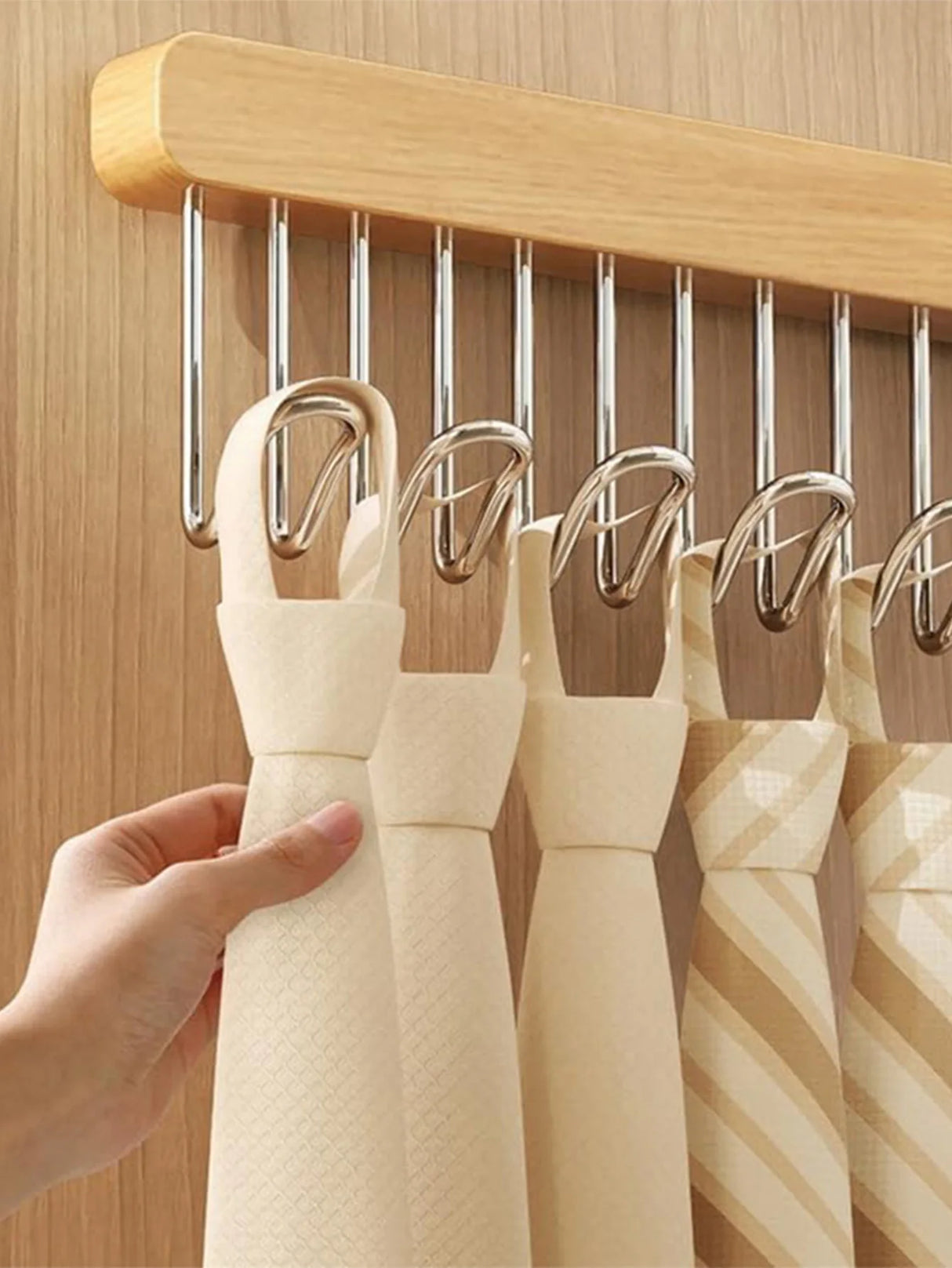 Wooden Wall-mounted Multi-function Storage Rack with 8 Hooks With Slider