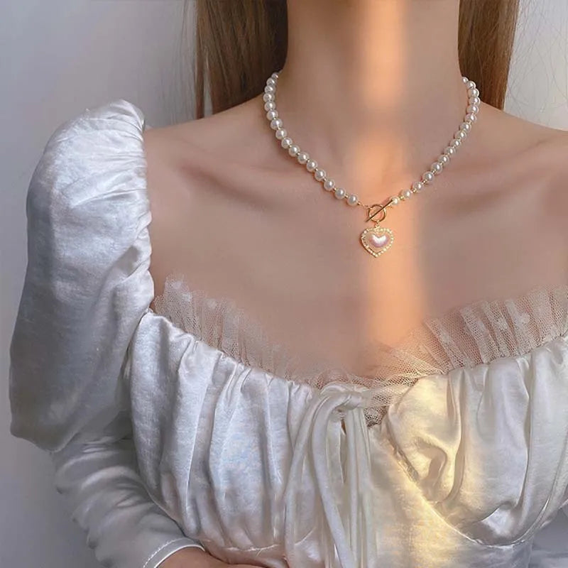 Women's Pearl Or Crystal Pendants/Chokers.