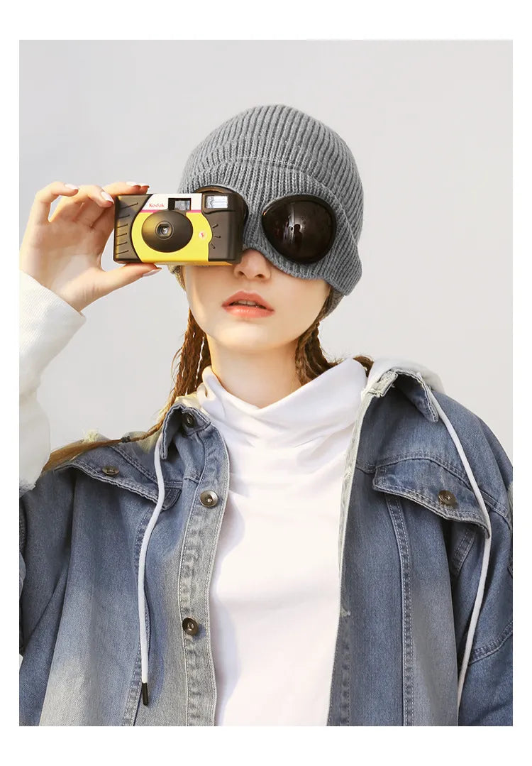 Men And Women's Knitted Beanie With Goggles