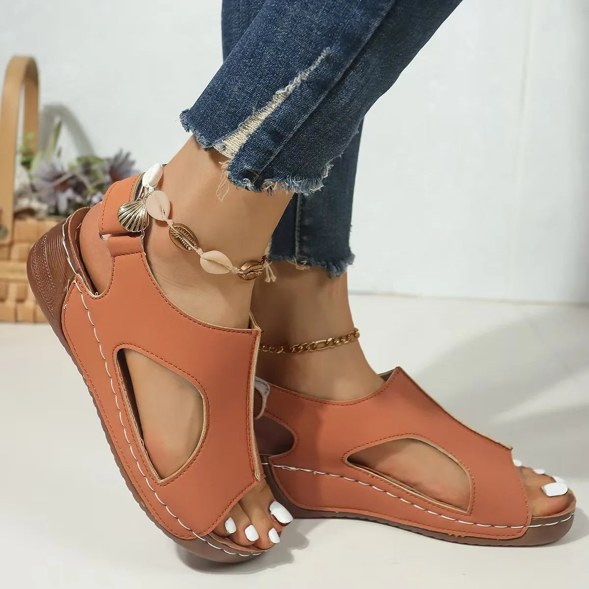 Ladies Platform Synthetic Leather Casual Sandals