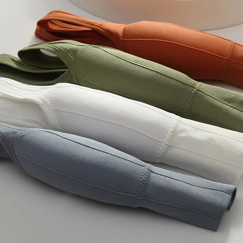 Breathable/Seamless Sports Bra.