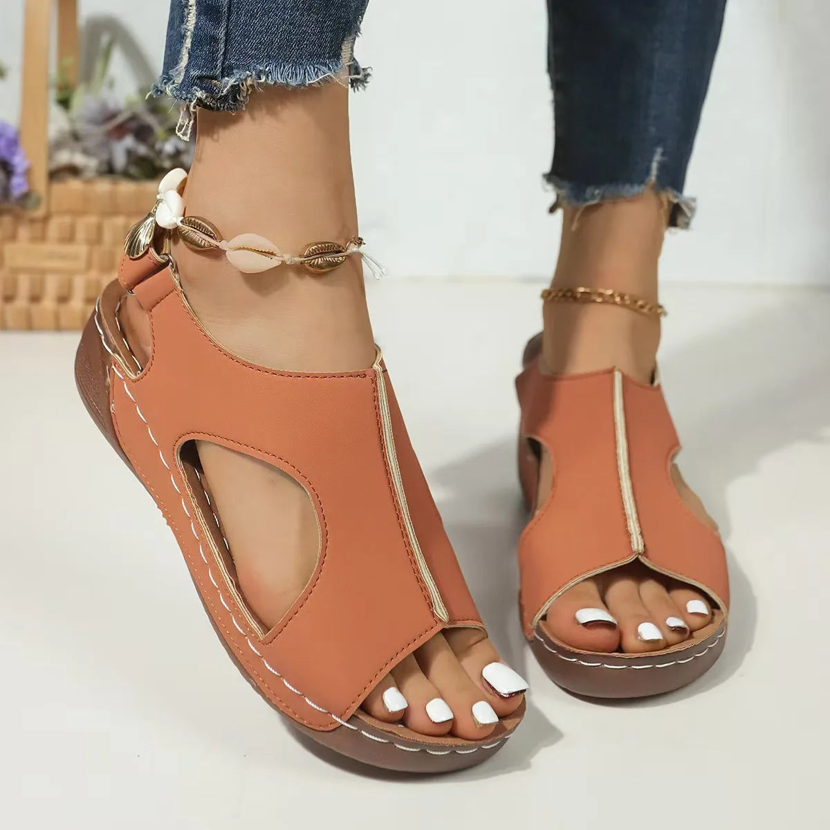 Ladies Platform Synthetic Leather Casual Sandals