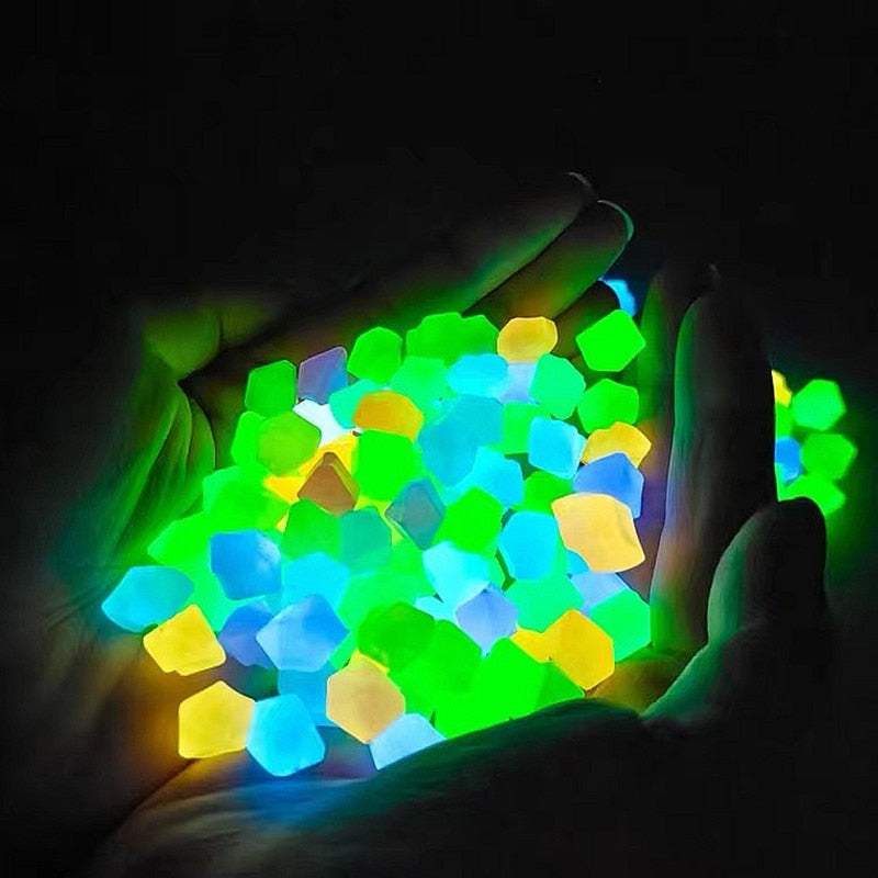 500 Or 1000Pcs Glow In The Dark Garden Pebbles. Crystal Rocks To Use in Your Fish Tank Or A Decorative Bowl.