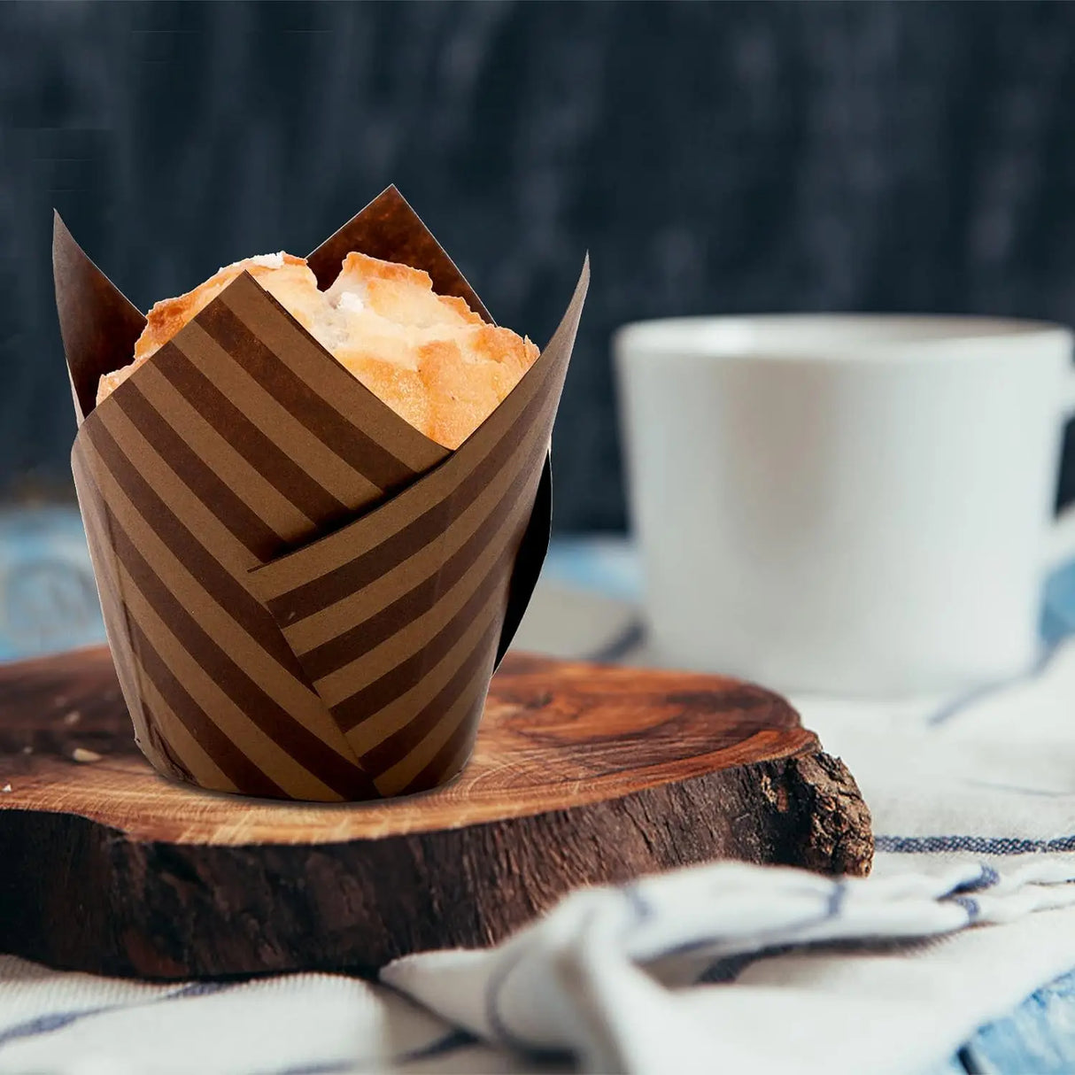 100pcs Oilproof Tulip Muffin Cupcake Liners