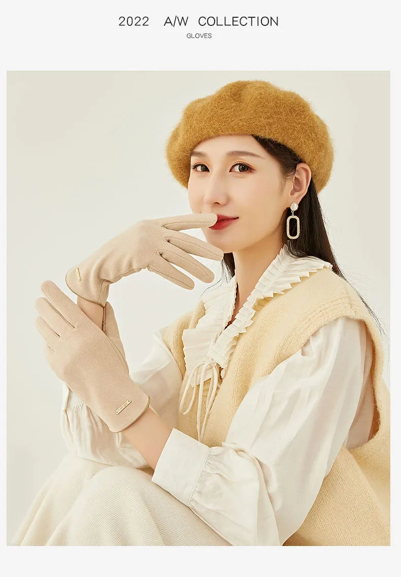 Women's Cashmere Touch Screen Gloves.