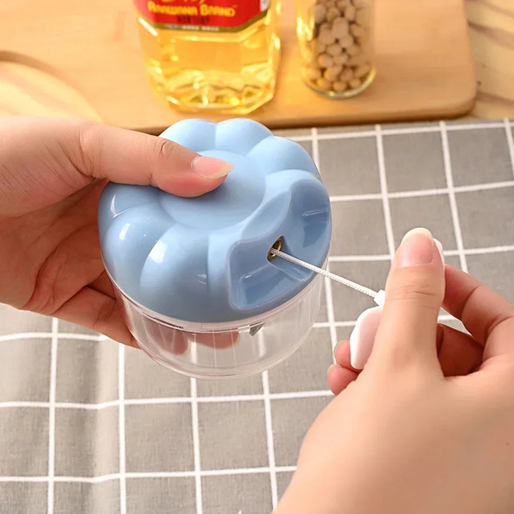 1PC Manual Mini Chopper For Garlic Chili Or Peppers