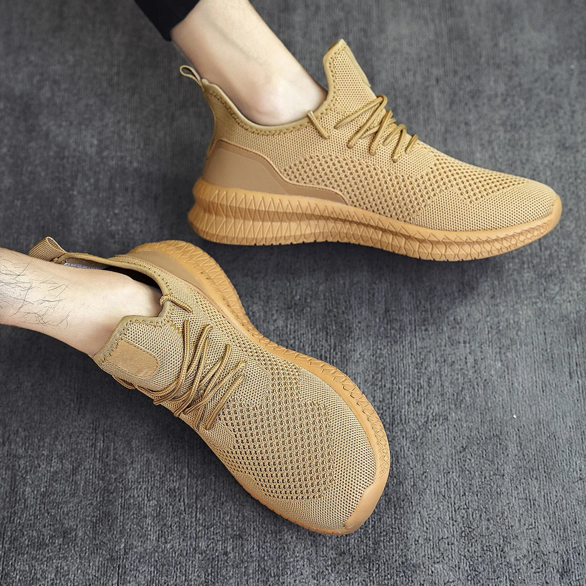 Men's Mesh Breathable Light Running Or Casual Shoes