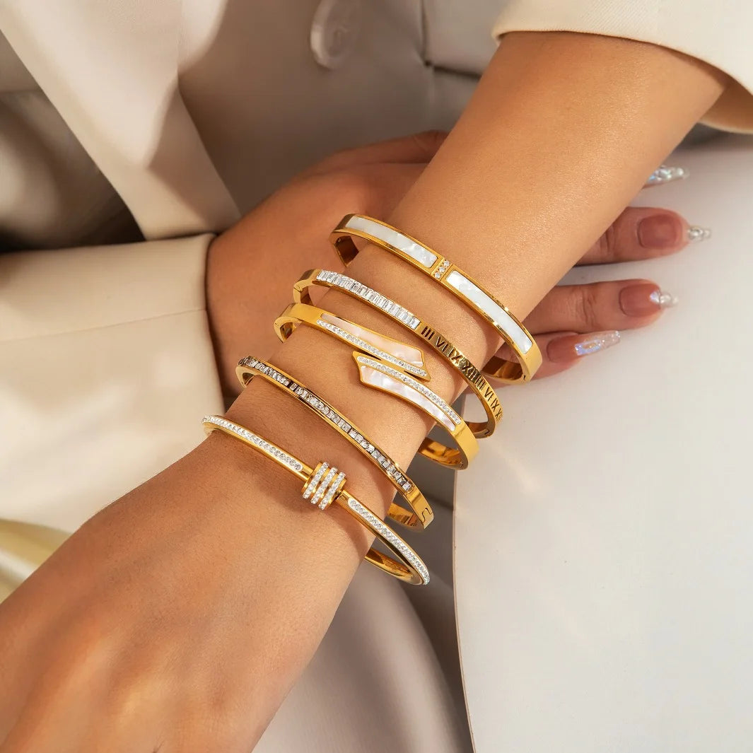 Htpwe  Women's Stainless Steel/18k Gold Plated Zirconium Shell Bracelet