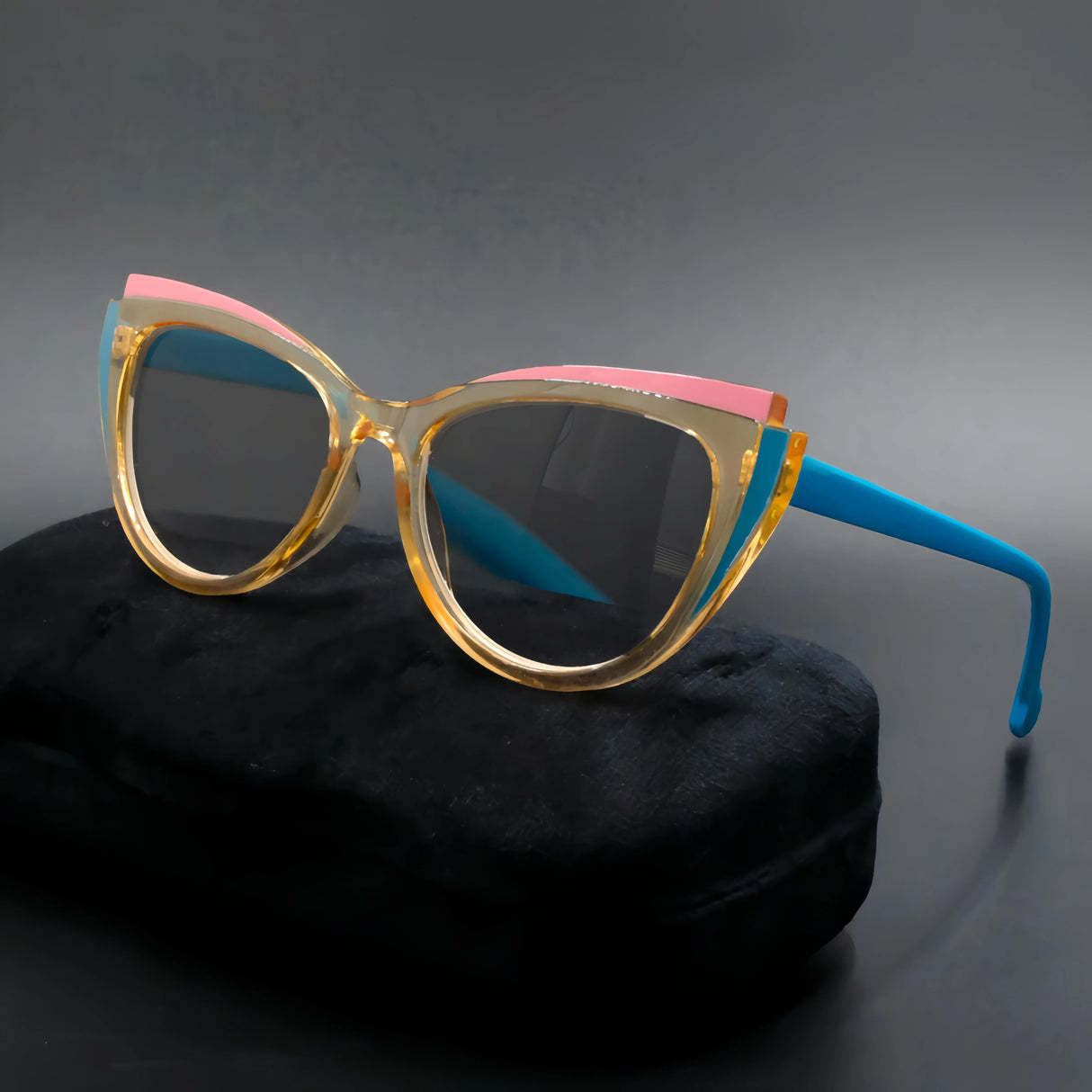 Women's Blue Light Blocking Myopia Glasses With UV Protection