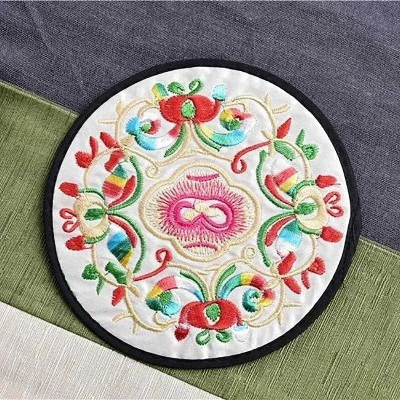 4PCS/set Embroidery Cloth Protective Coaster Mats