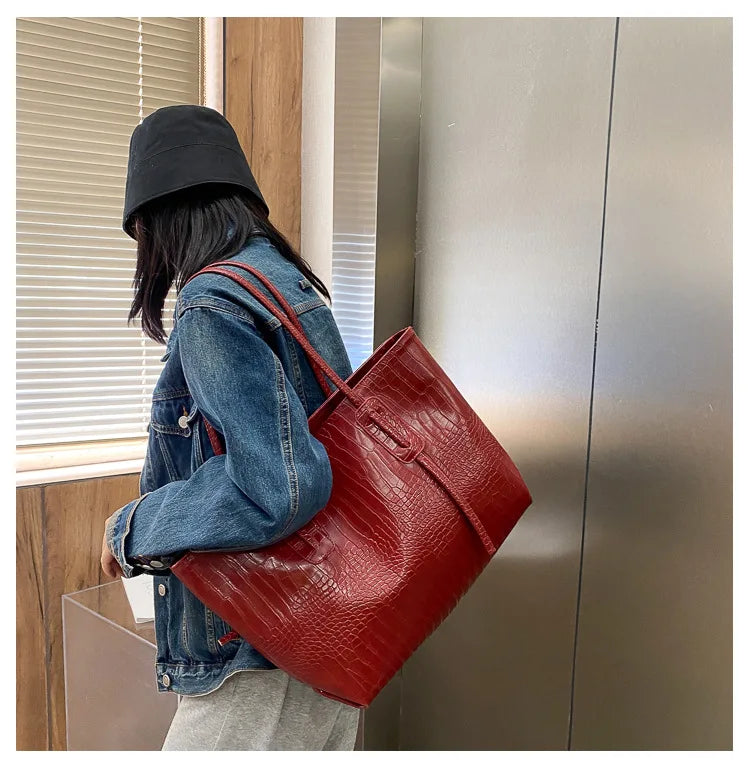 Pu Leather Underarm Large Handbag.