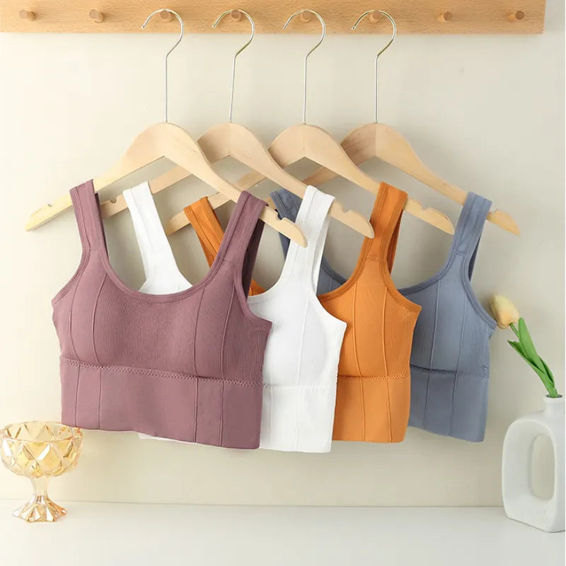 Breathable/Seamless Sports Bra.