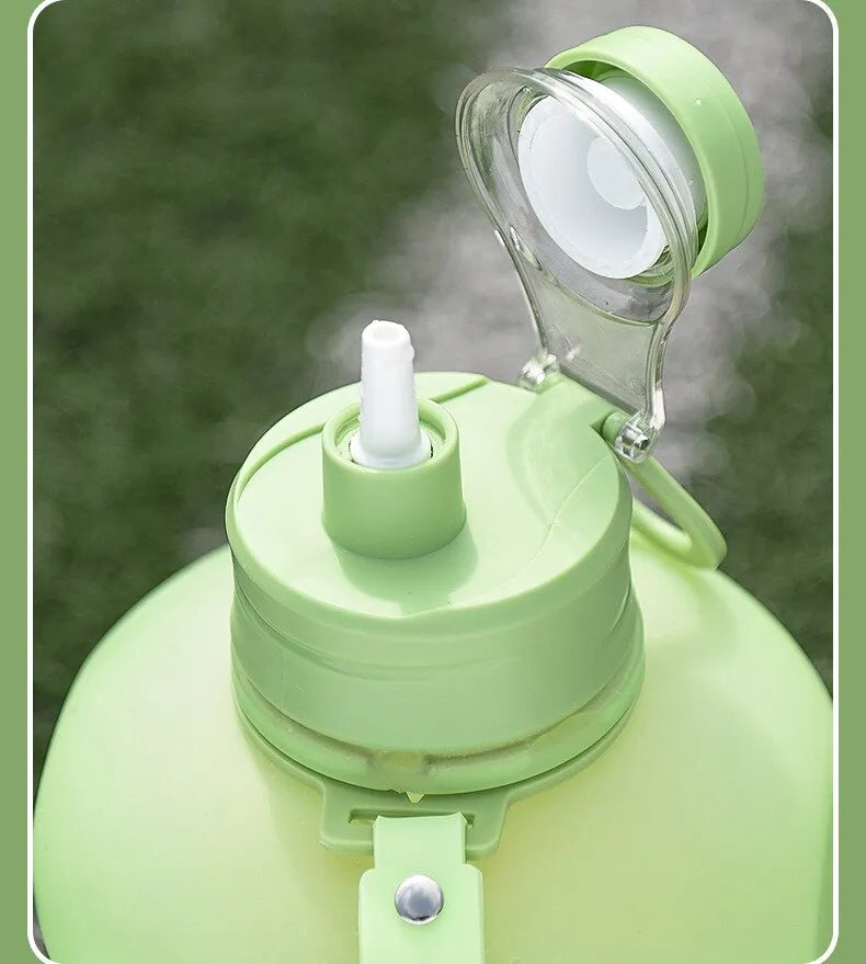 Plastic 2.4L Large Capacity Sports Water Bottle With Straw.