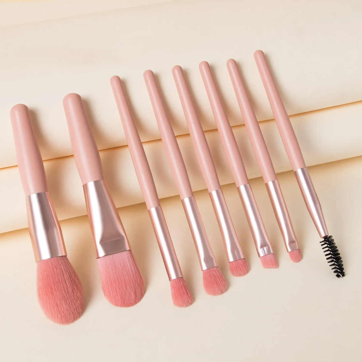 8Pcs Makeup Brush Set.